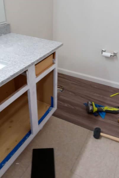 Roraima-Solution-Services-Corp_Rosemont-Apartments-8